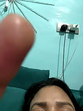 heenashai's cam snapshot