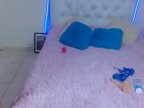 veronicamist95's cam snapshot