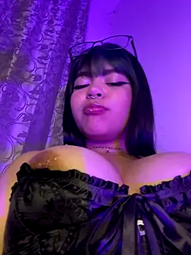 VIOLET_EF's cam snapshot