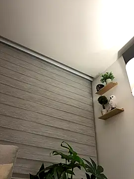 Rae_Lil_White's cam snapshot