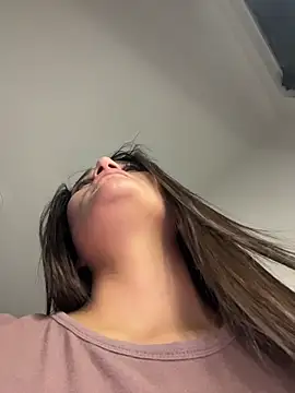 elisa-new's cam snapshot