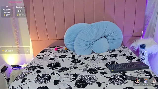 sukilove18's cam snapshot