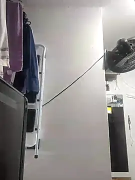 CurvySara1's cam snapshot