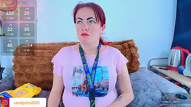 carolinhe_'s cam snapshot