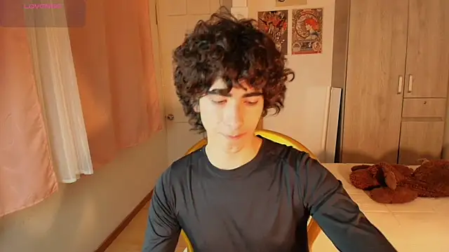 Nude_Boy18's cam snapshot