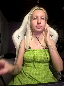 thebunnydark's cam snapshot