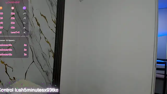 nina_vixen's cam snapshot