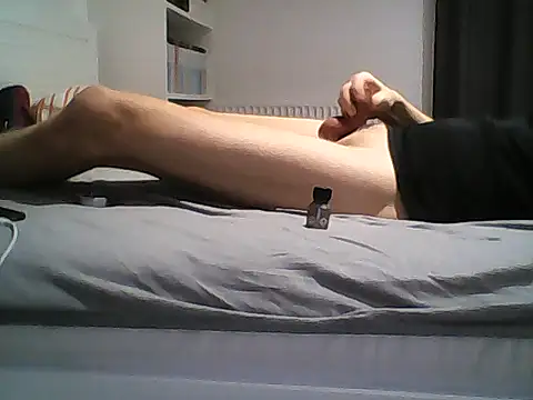 HOTGRATKA's cam snapshot