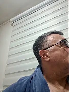 darialmas's cam snapshot