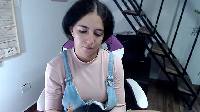 samantha_baby_'s cam snapshot