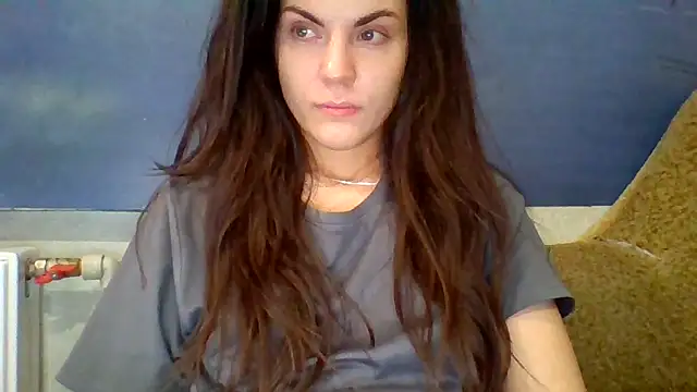 AliceTailor's cam snapshot