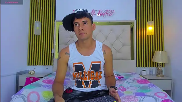 KEVIN_MCKINLEY's cam snapshot