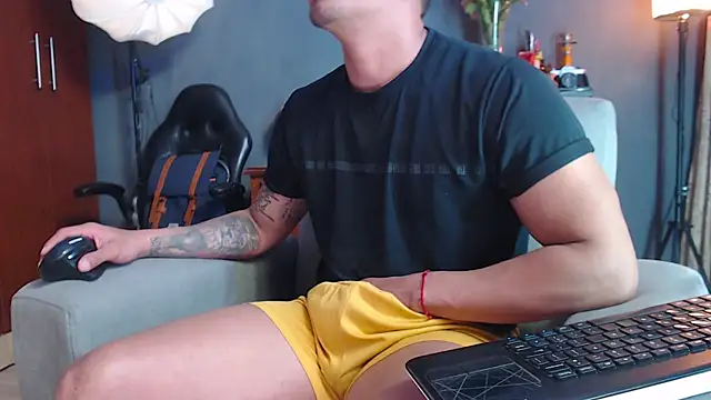 geirge_teacherxx's cam snapshot