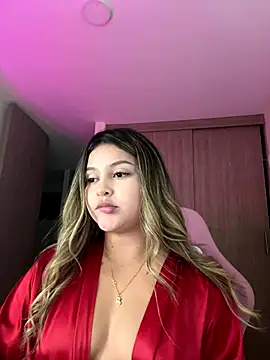 lunablossom_'s cam snapshot