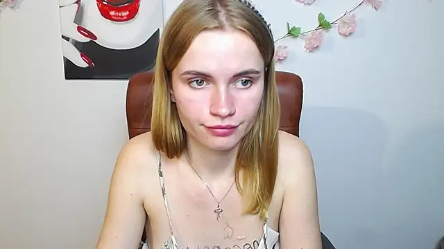 MargaritaKiss live sex cam