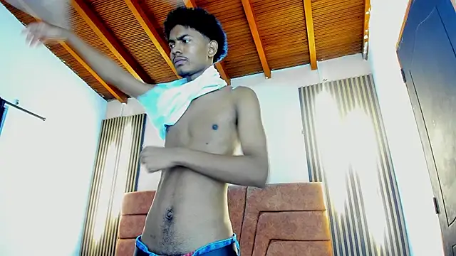 FYKMOR_1 live sex cam