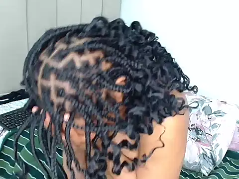 Nisha_102's cam snapshot