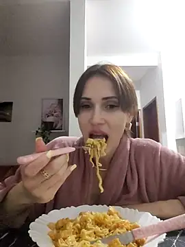 Irresistible24's cam snapshot