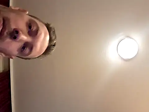 istiaqua90's cam snapshot