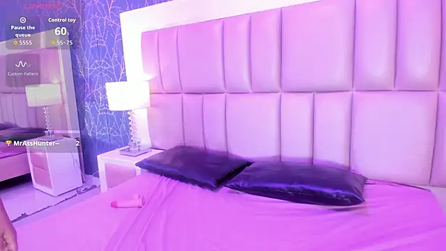 Bianka_Stone's cam snapshot