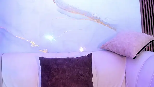 Gabrielaa_Miller_'s cam snapshot