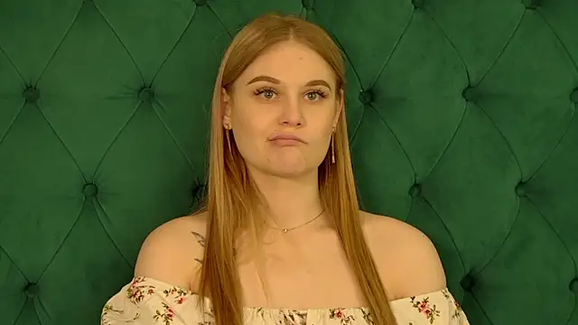 AriaWell's cam snapshot