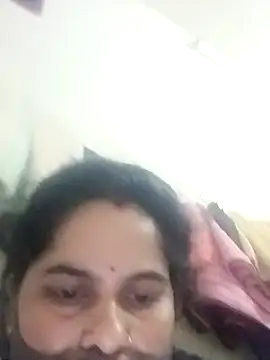 JULEE-740's cam snapshot