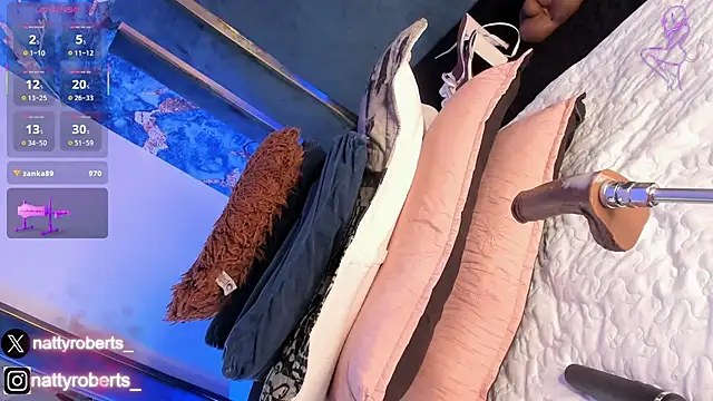 Natty_roberts_'s cam snapshot