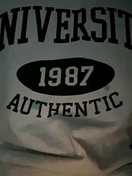 Pikachu19yo's web cam