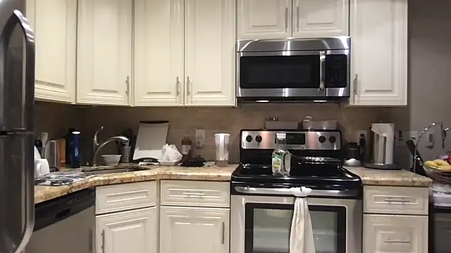 BigGuyMuscle's cam snapshot