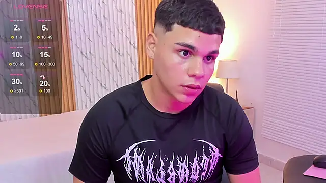 james_jonnes's cam snapshot