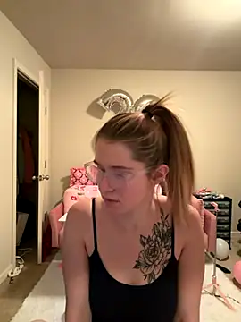 Riley_ray69's cam snapshot