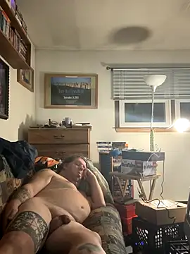 Stephanie1984's cam snapshot