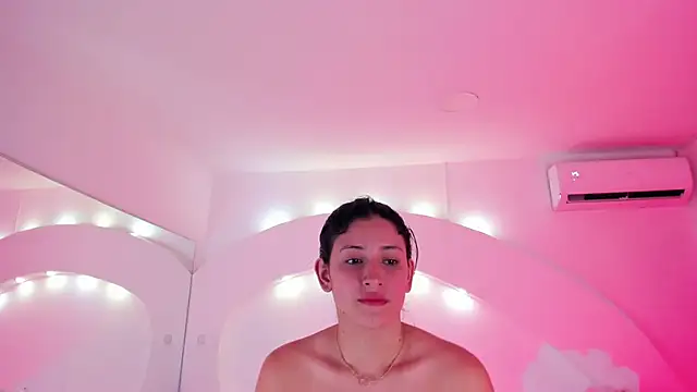 ValeriMilton's cam snapshot