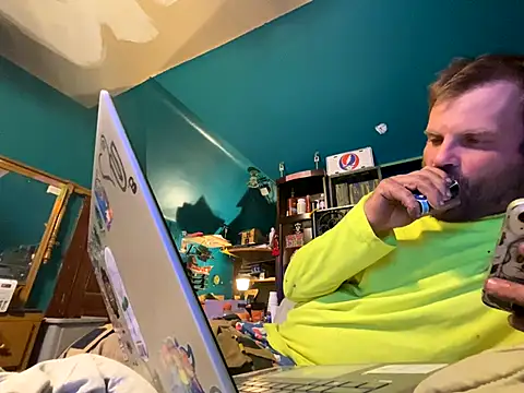 charactrzero's cam snapshot