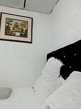 ElizabethWeil's cam snapshot