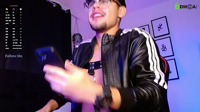 isaac-saenz live sex cam