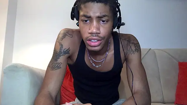 BlackBullTitus live sex cam