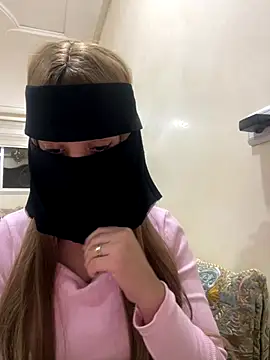 Rasha-arabic live sex cam