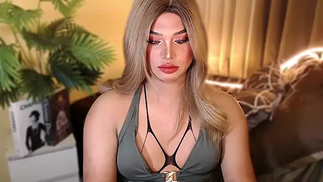 UrGoddess_Sofia live sex cam