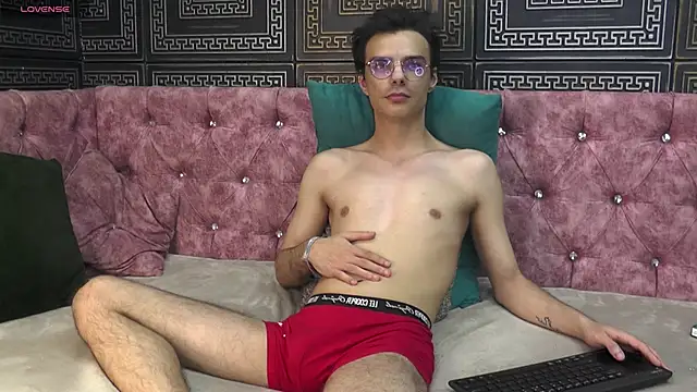 AidenStorm live sex cam