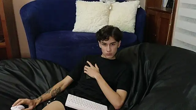 Derekswan live sex cam