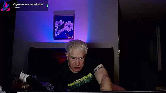 Snarfle82 live sex cam