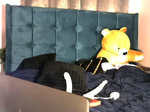 Petite_lexii's cam snapshot