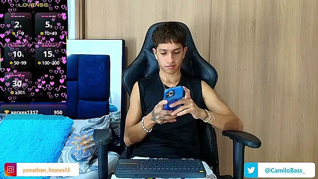 _CamiloBass live sex cam
