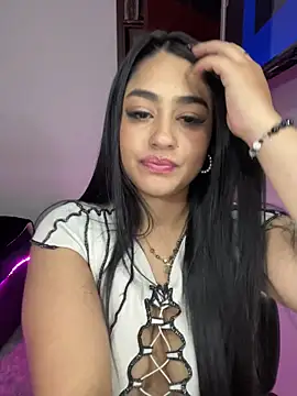 Charlotte_cutt18's cam snapshot