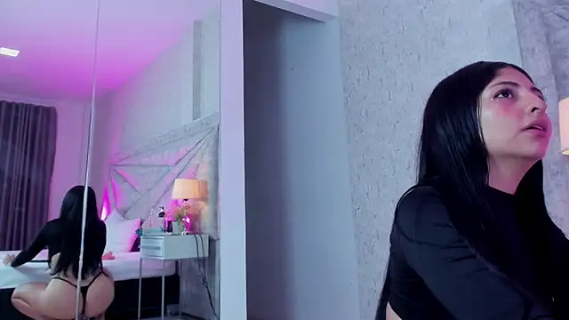 RouseSweet's cam snapshot