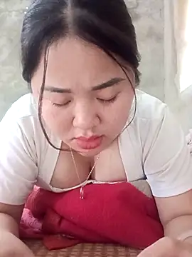 Bee-bgolden's cam snapshot