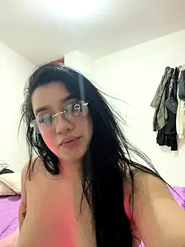 Aliciawhitee's cam snapshot