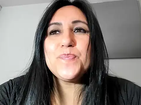 foxy-porn1's cam snapshot